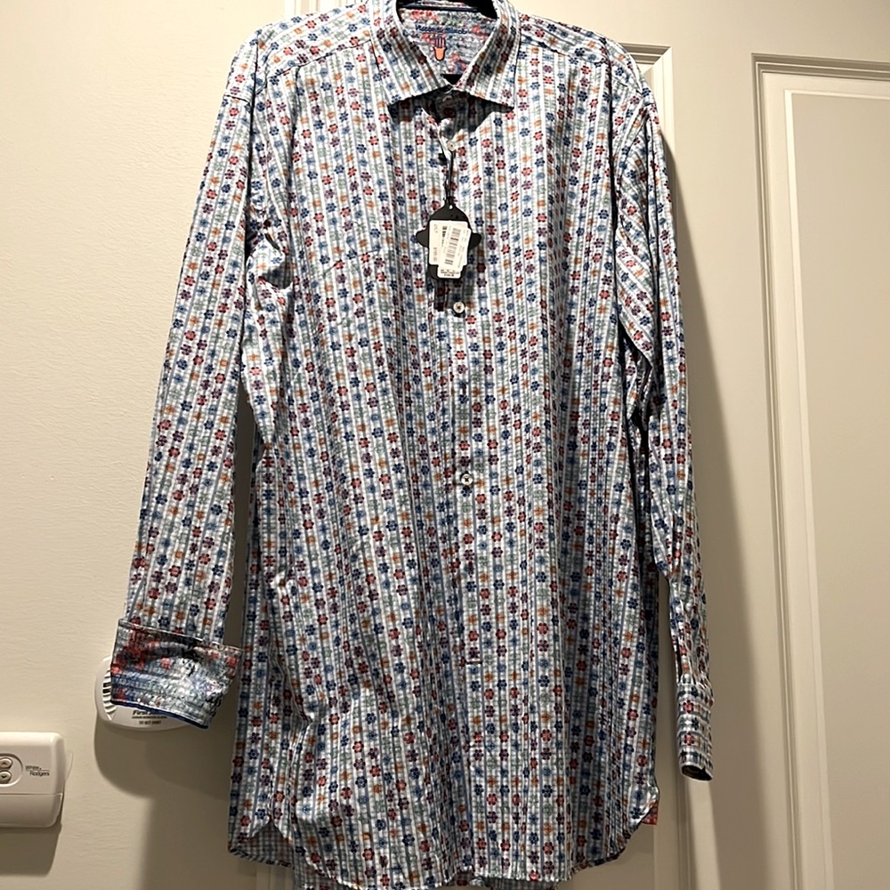 Luciano Visconti Black contemporary dress shirt with contrasting cuffs. NWT